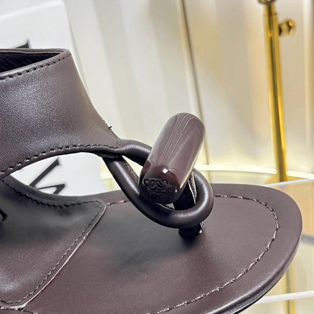 LOEWE 26S HEELED THONG SANDALS 90 MM IN DARK BROWN CALFSKIN