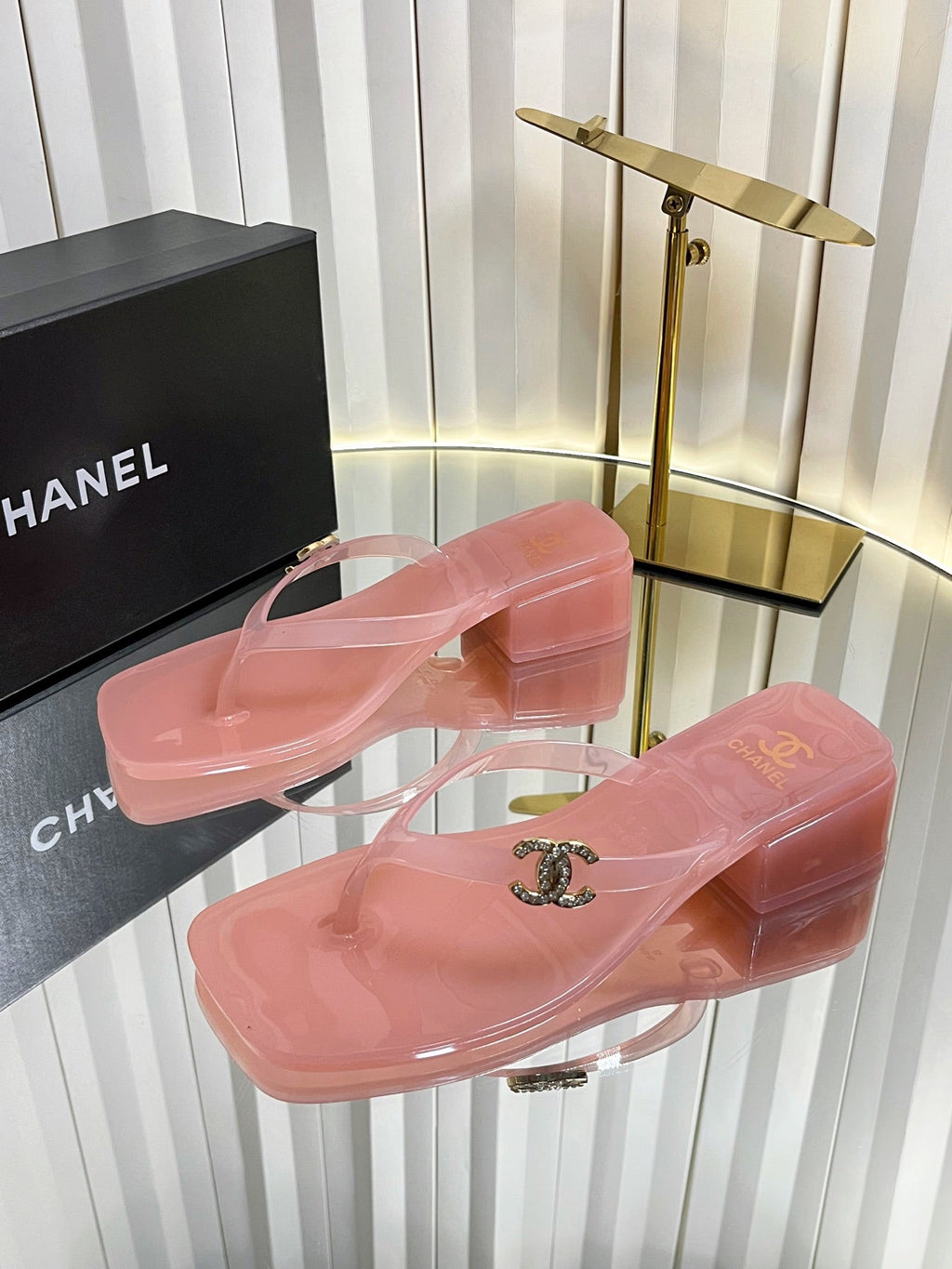 CHANEL 26S TRANSPARENT THONG SANDALS IN PASTEL PINK PVC