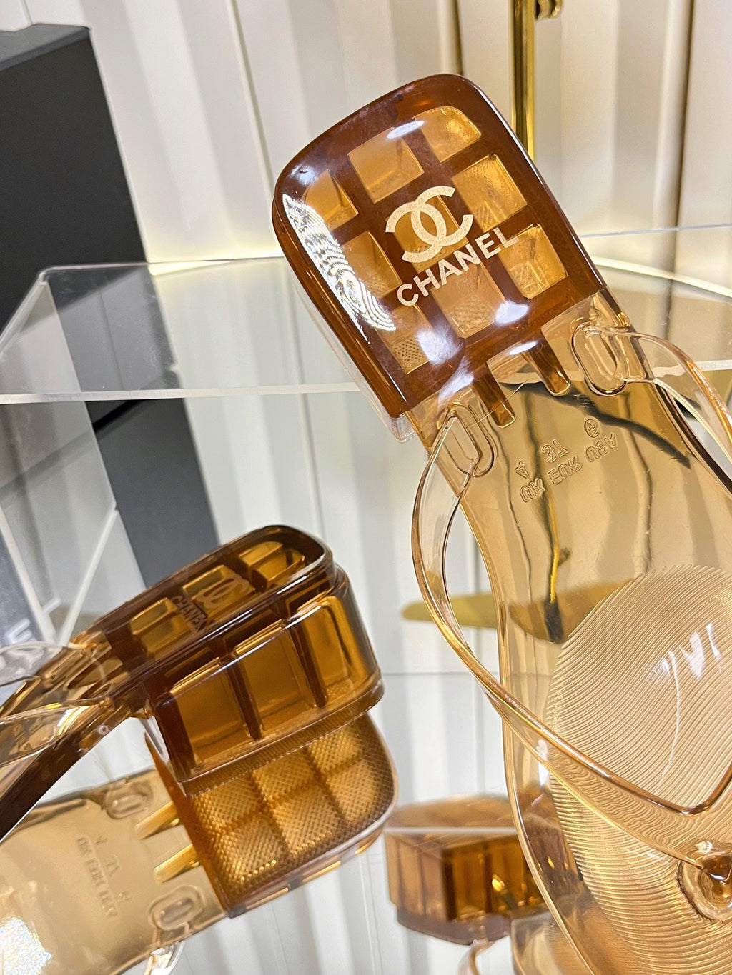 CHANEL 26S TRANSPARENT THONG SANDALS IN BROWN PVC