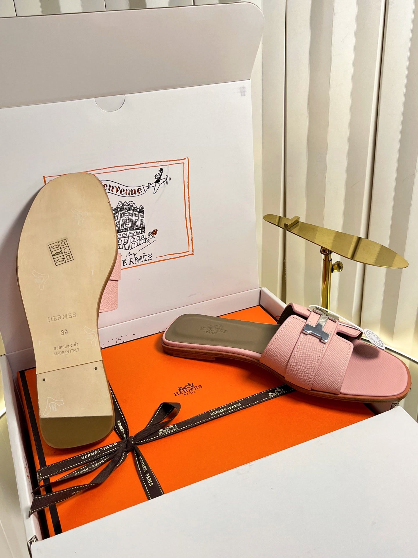 HM 26S ORAN SANDALS IN PINK EPSOM CALFSKIN SILVER HARDWARE