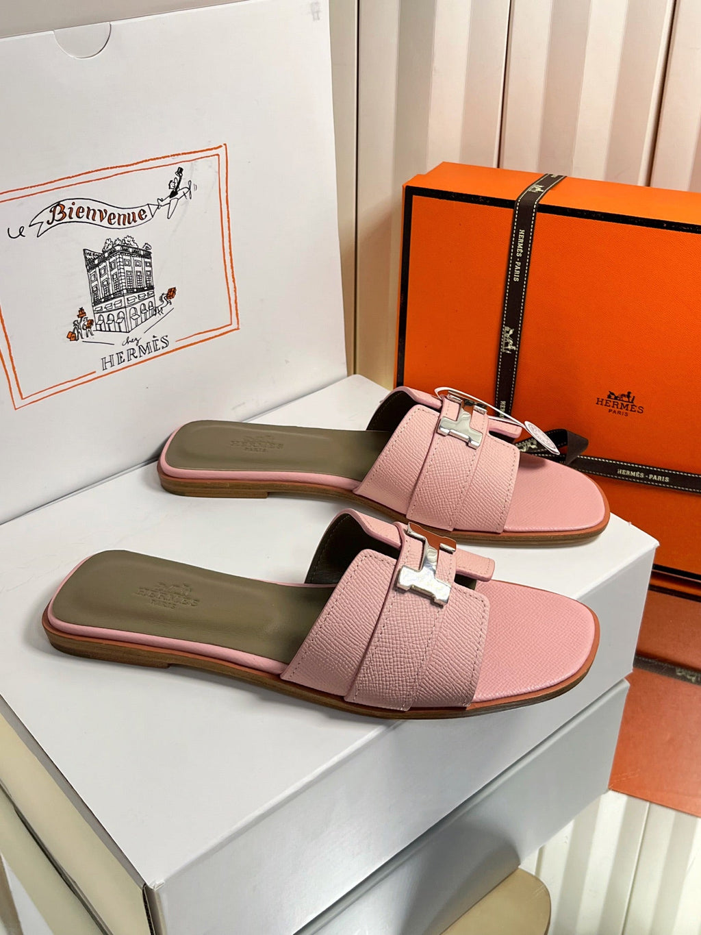 HM 26S ORAN SANDALS IN PINK EPSOM CALFSKIN SILVER HARDWARE