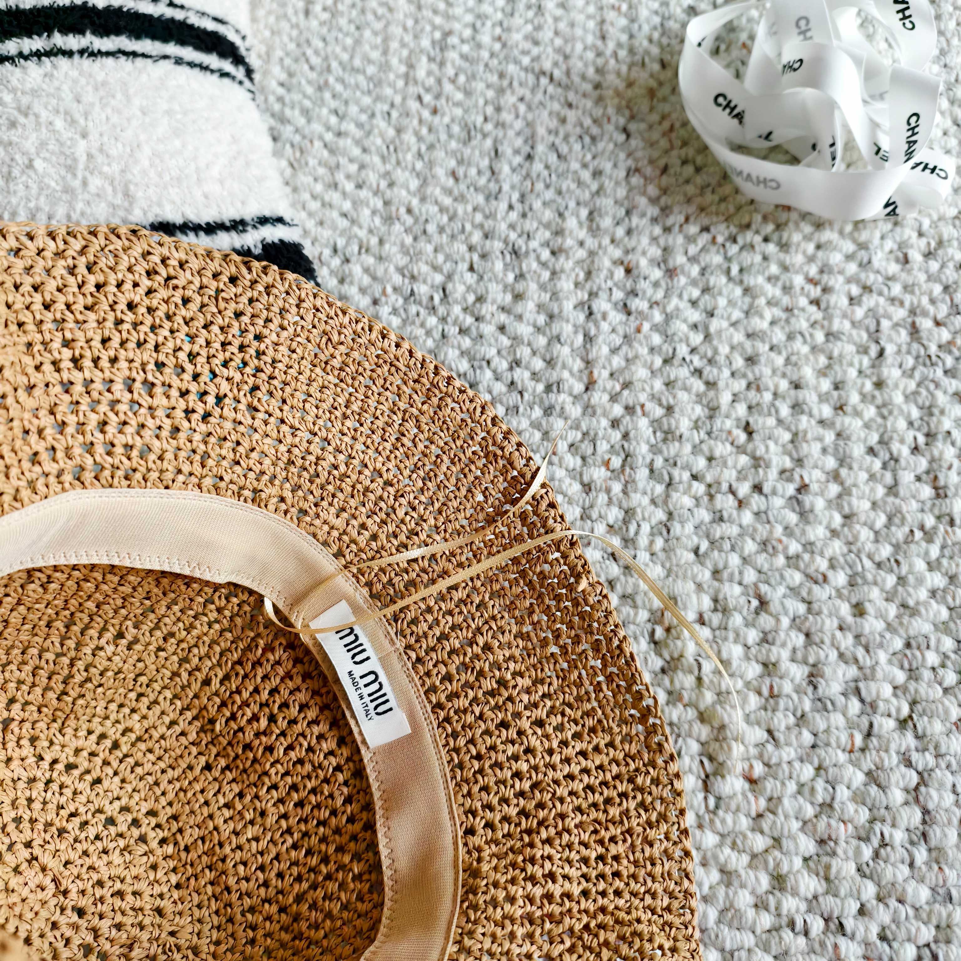 MIUMIU STRAW BUCKET HAT STYLE 39