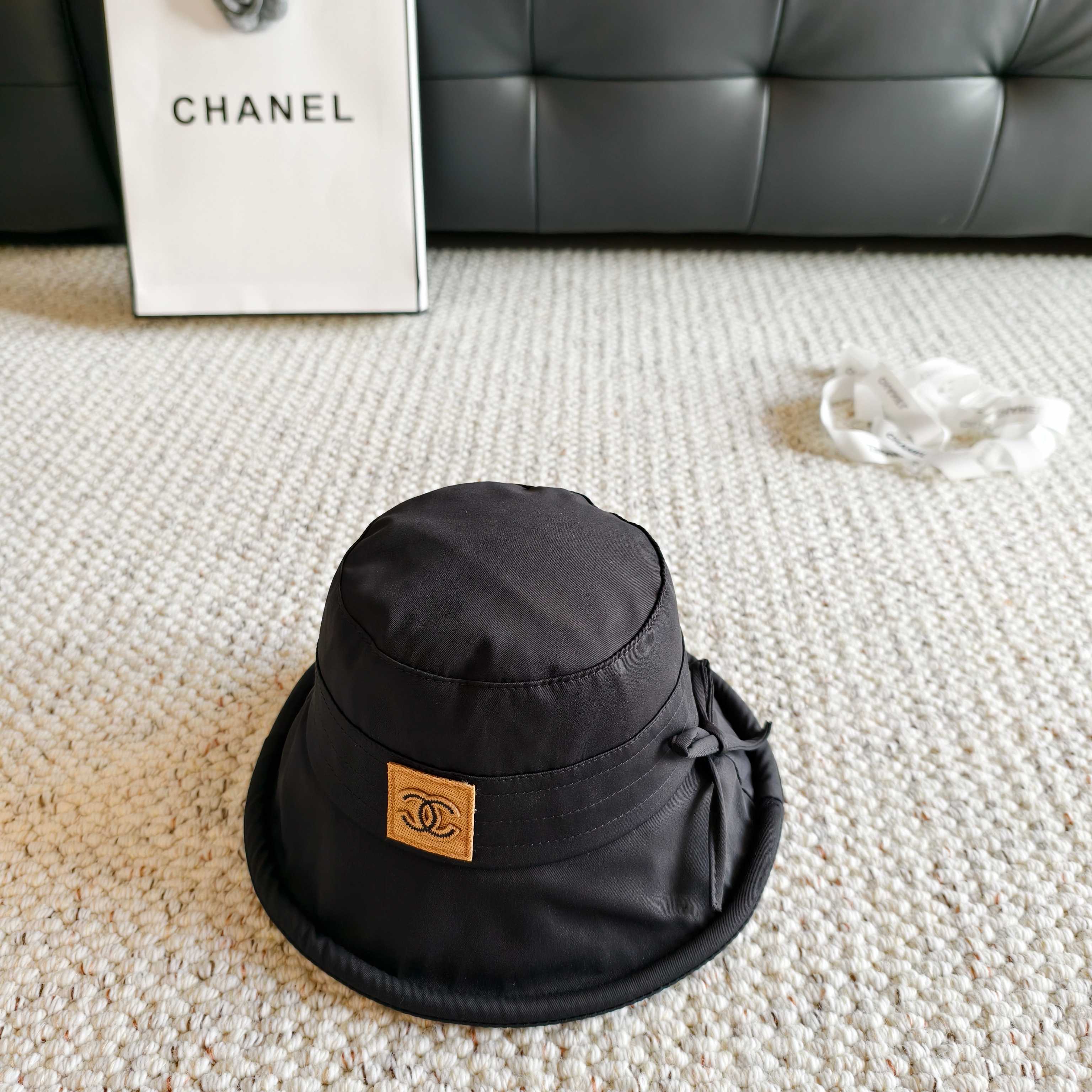 CHANEL 26S BUCKET HAT 336108