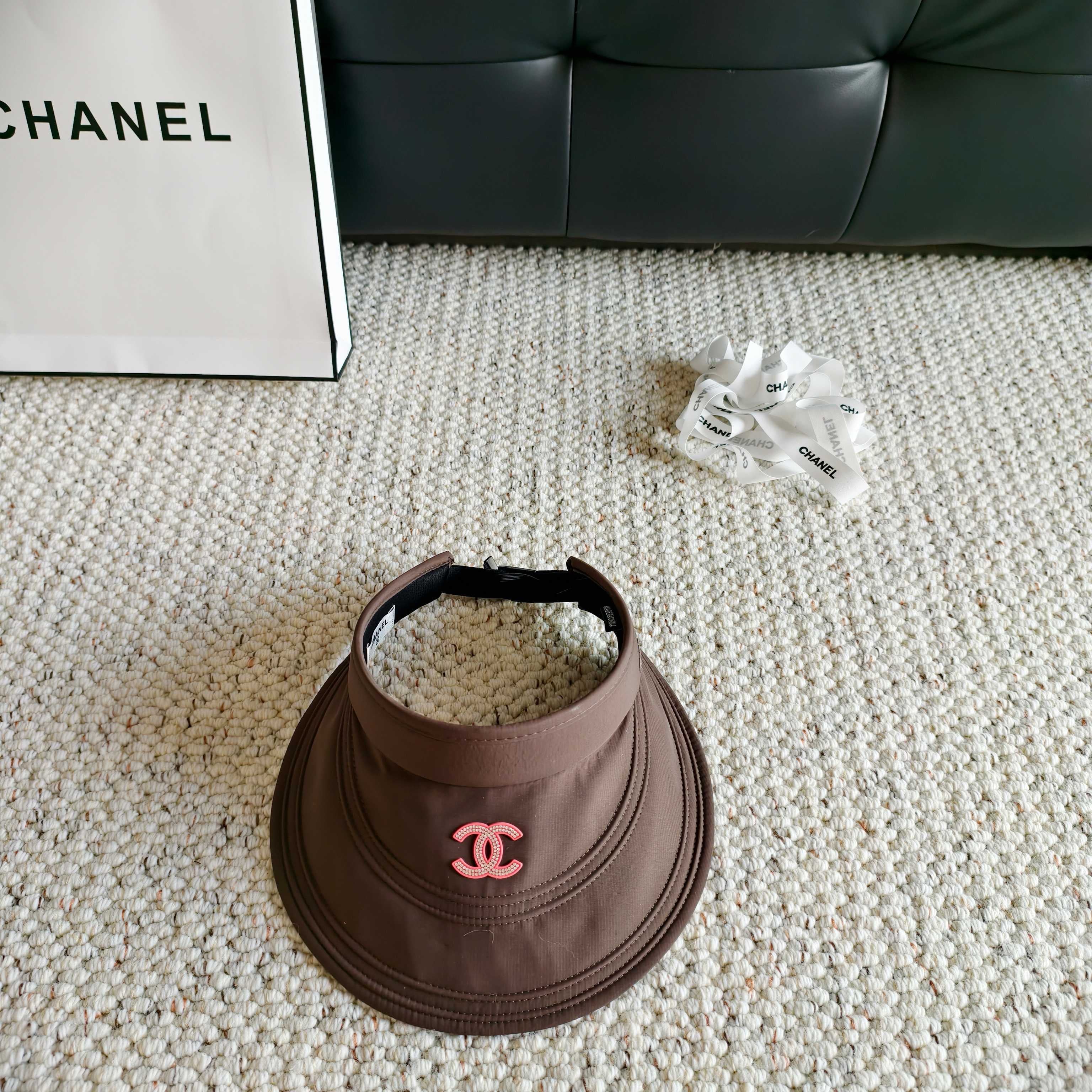 CHANEL 26S EMBROIDERED CC VISOR HAT 336144