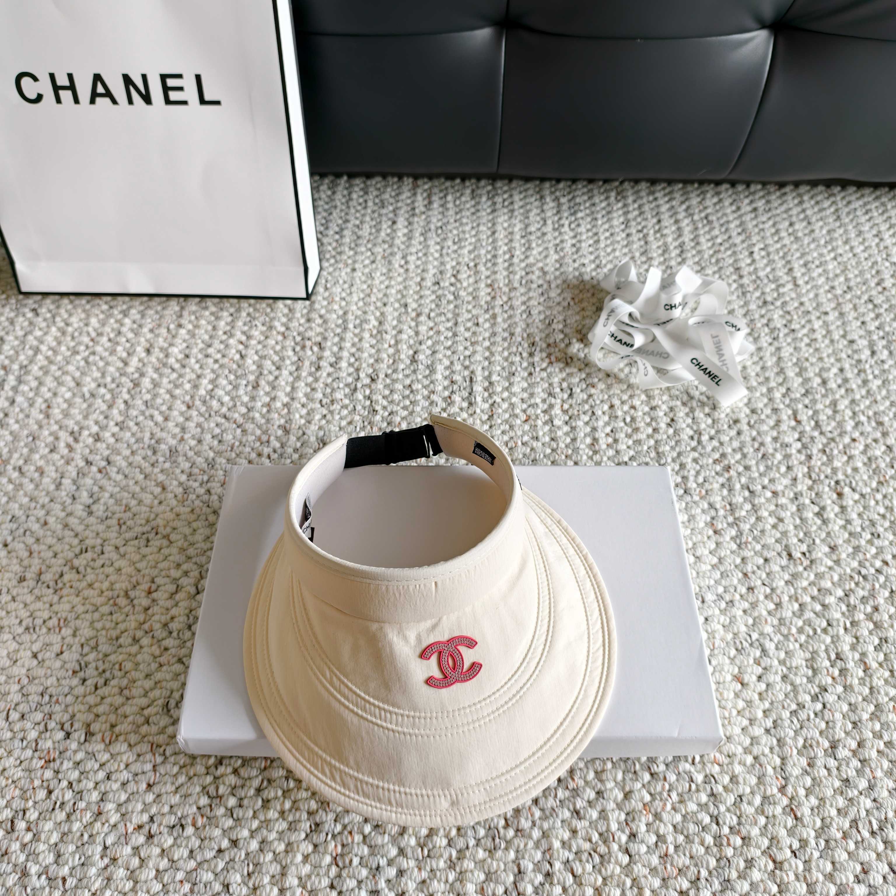 CHANEL 26S EMBROIDERED CC VISOR HAT 336145