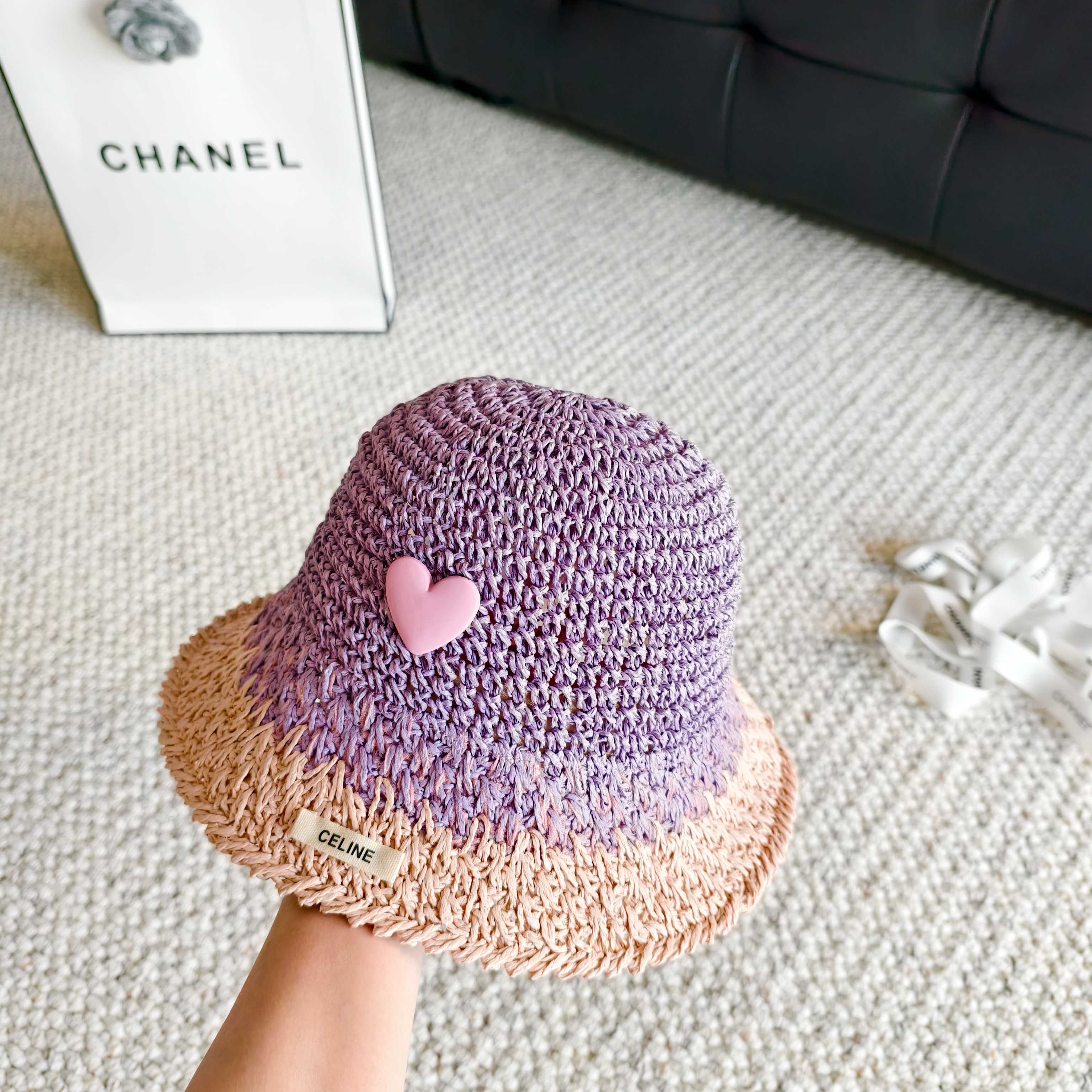 CELINE 26S STRAW BUCKET HAT STYLE 207