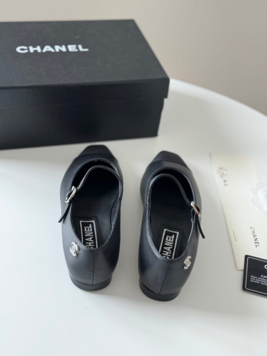 MARY JANE BLACK CALFSKIN