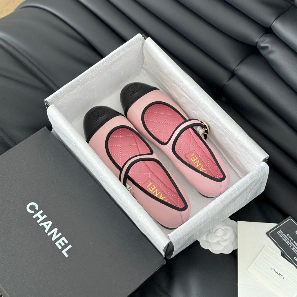 Double C Marry Jane Shoes Light Pink Lambskin