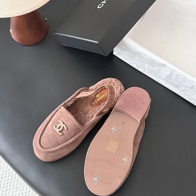 CHANEL 26S SLINGBACK LOAFERS IN TAUPE SUEDE AND SHEARLING LINING