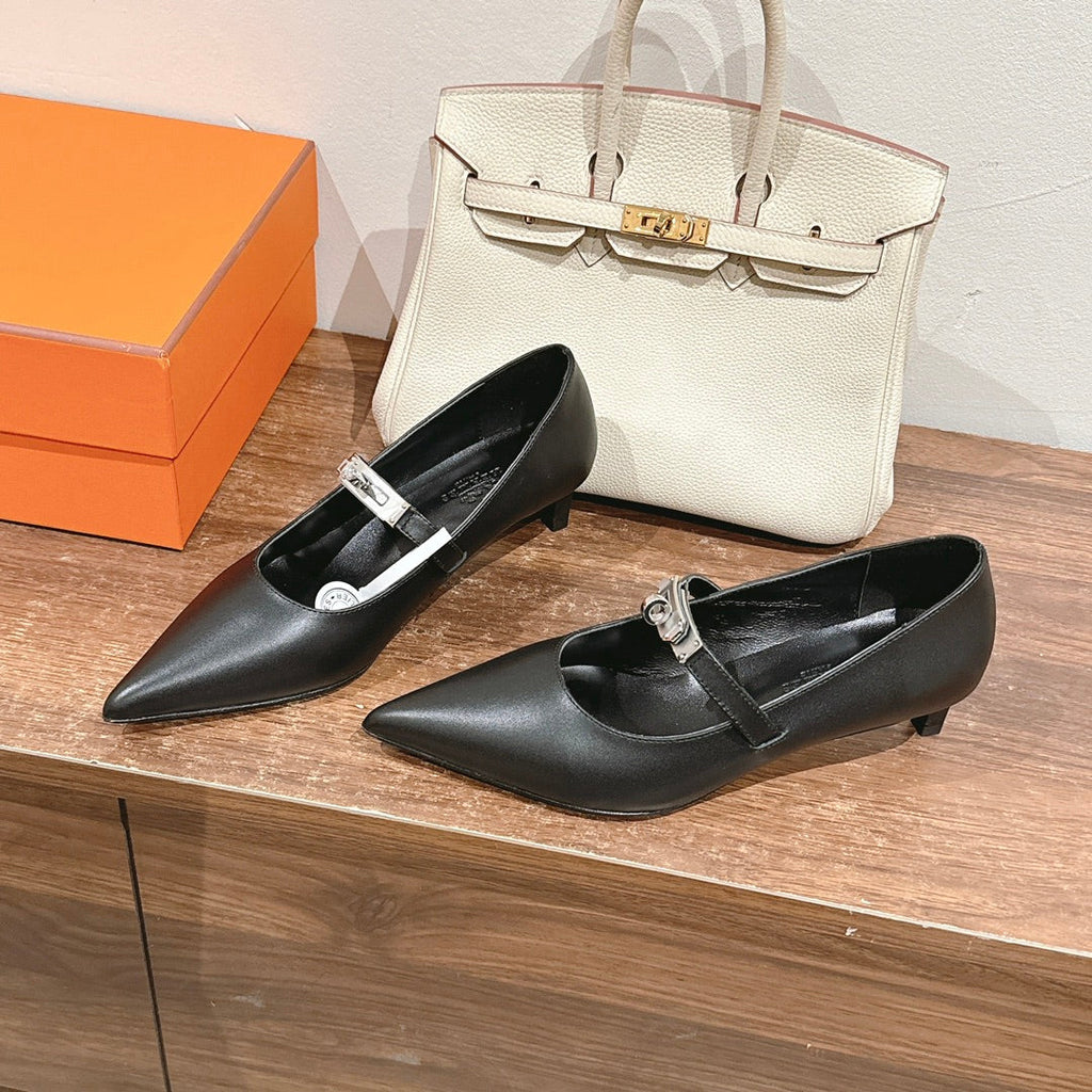 HM KIARA FLAT PUMP IN BLACK CALFSKIN