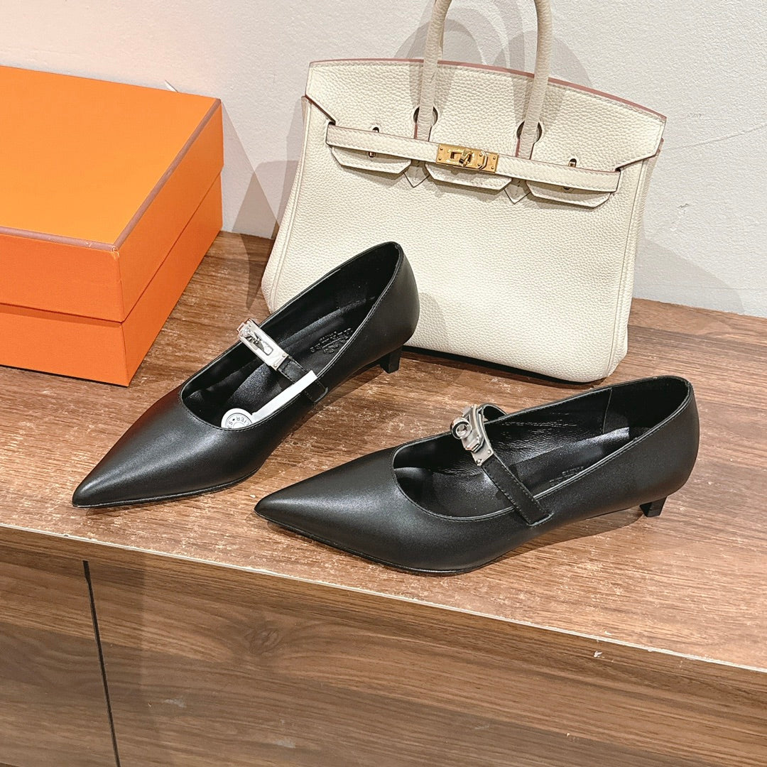 HM KIARA FLAT PUMP IN BLACK CALFSKIN