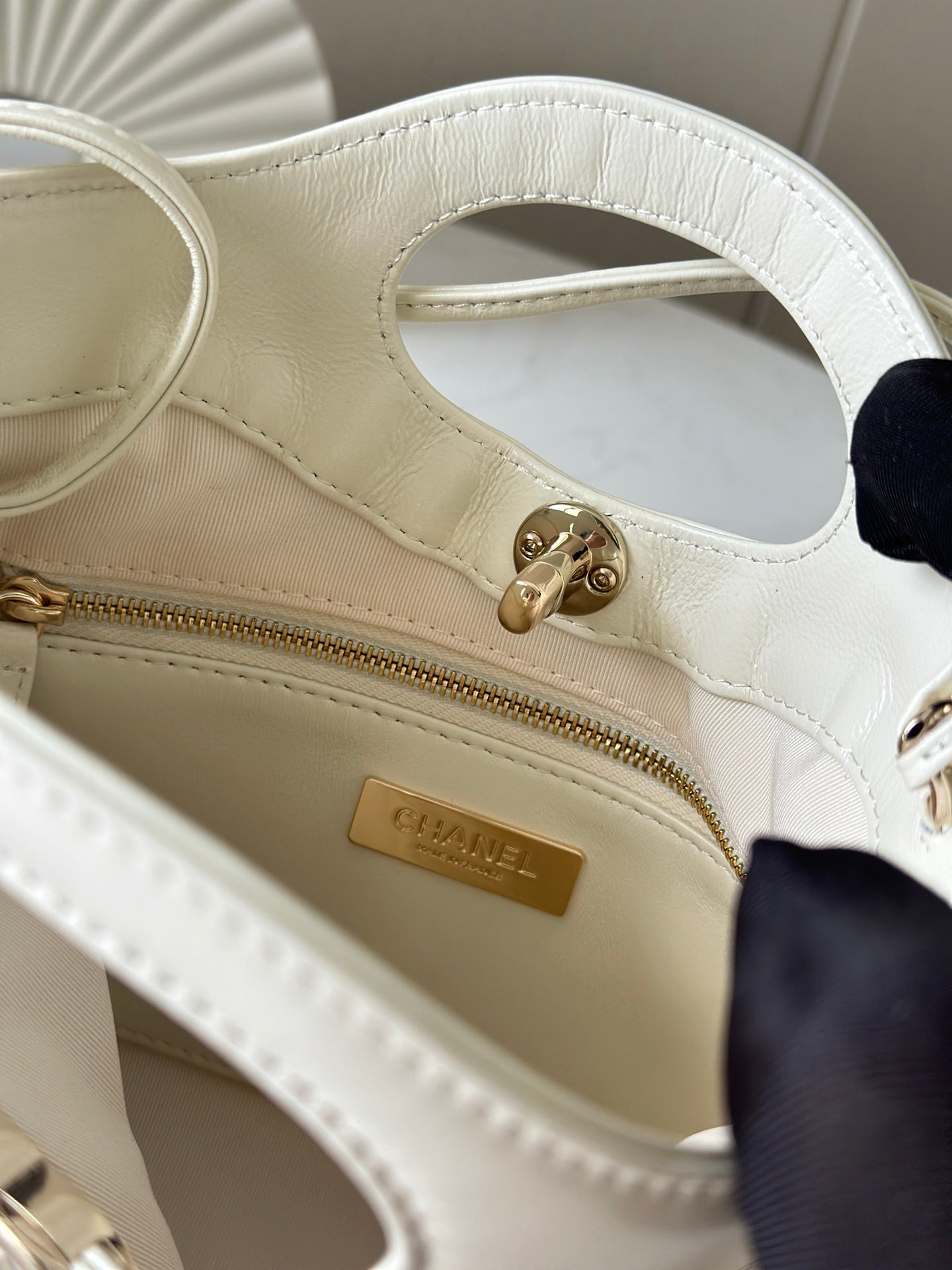 CHANEL 26S MINI SHOPPING BAG 24 IN WHITE LAMBSKIN