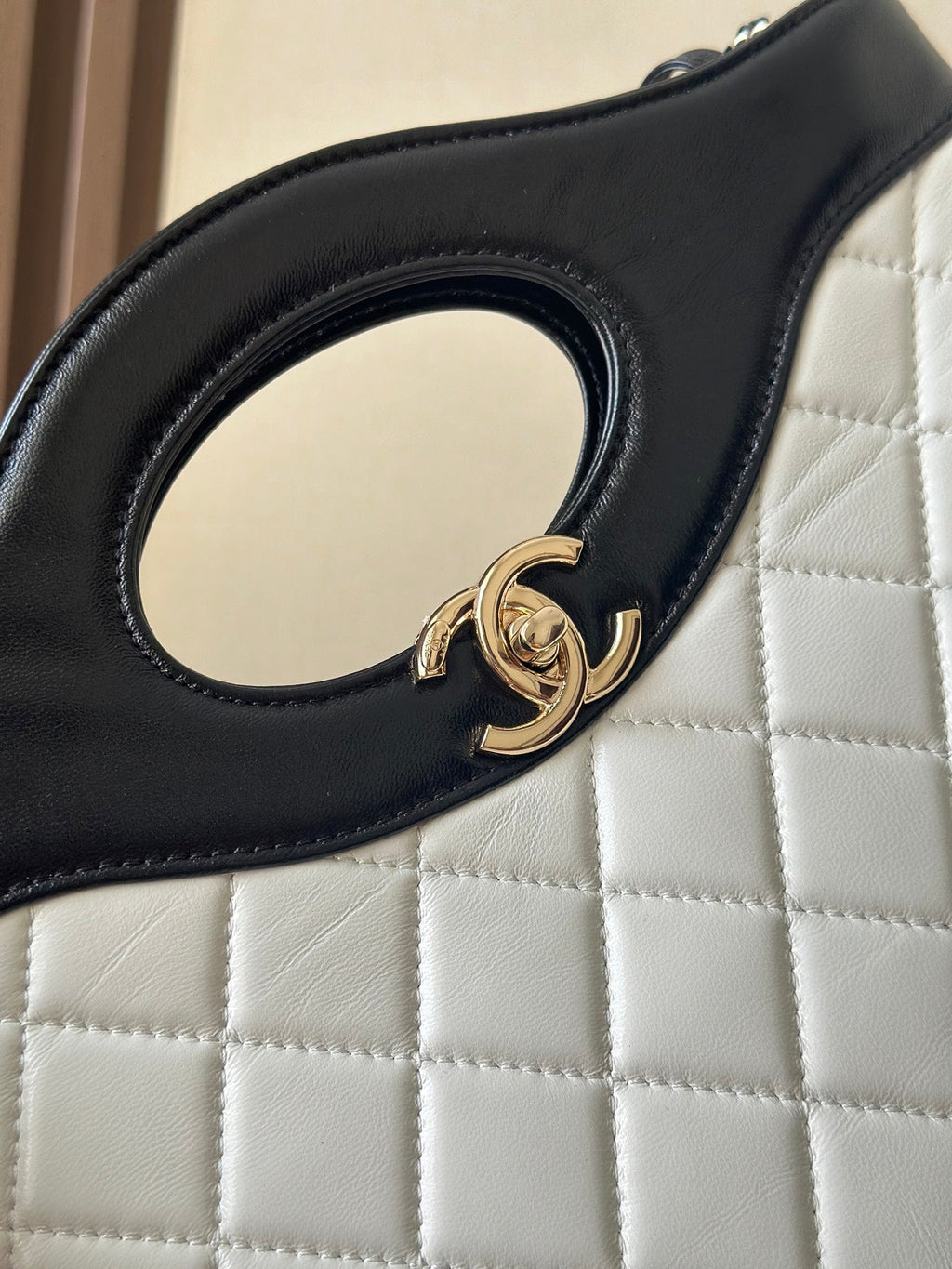 CHANEL 26S MINI SHOPPING BAG 32 IN WHITE AND BLACK LAMBSKIN