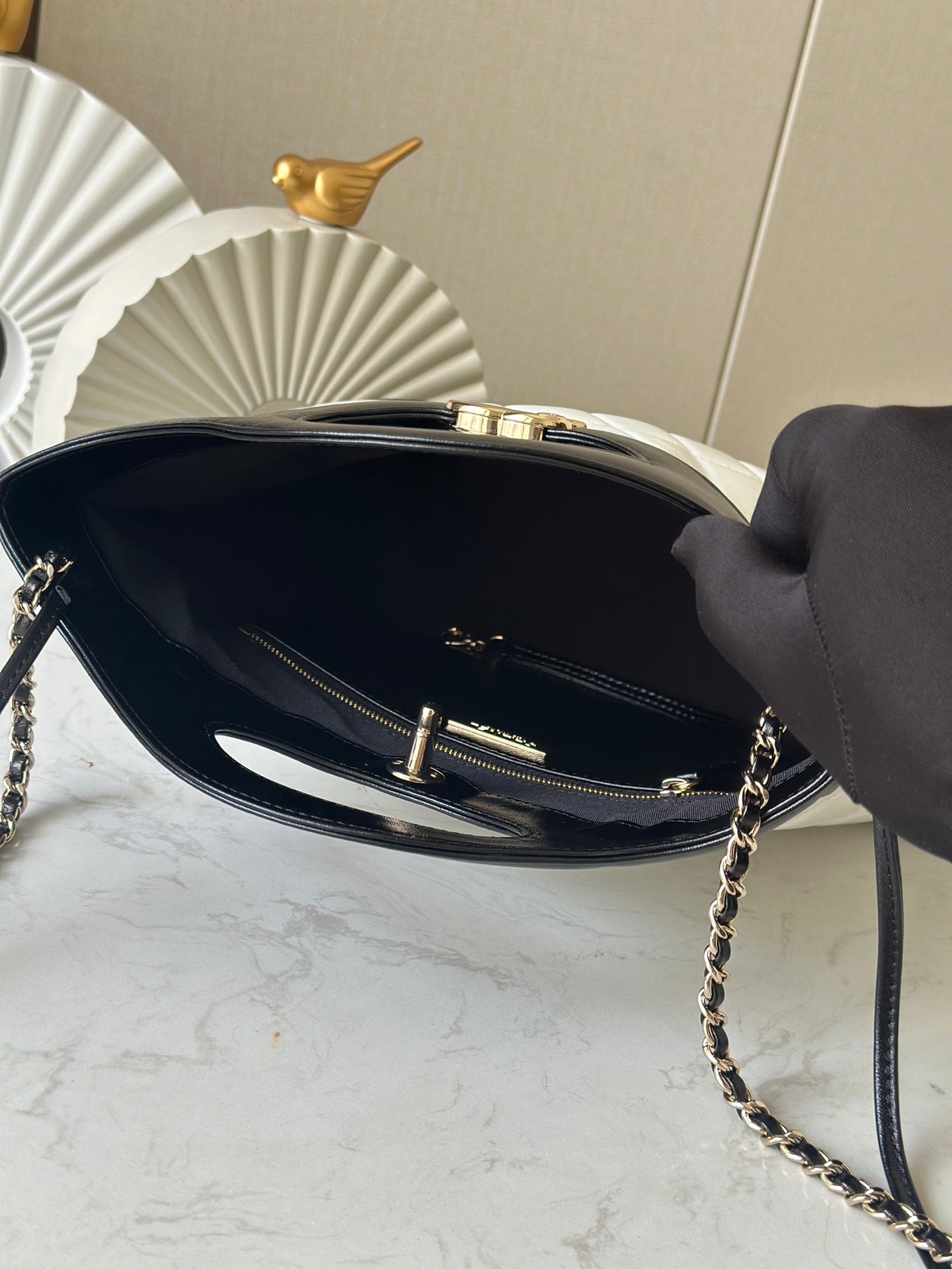 CHANEL 26S MINI SHOPPING BAG 32 IN WHITE AND BLACK LAMBSKIN