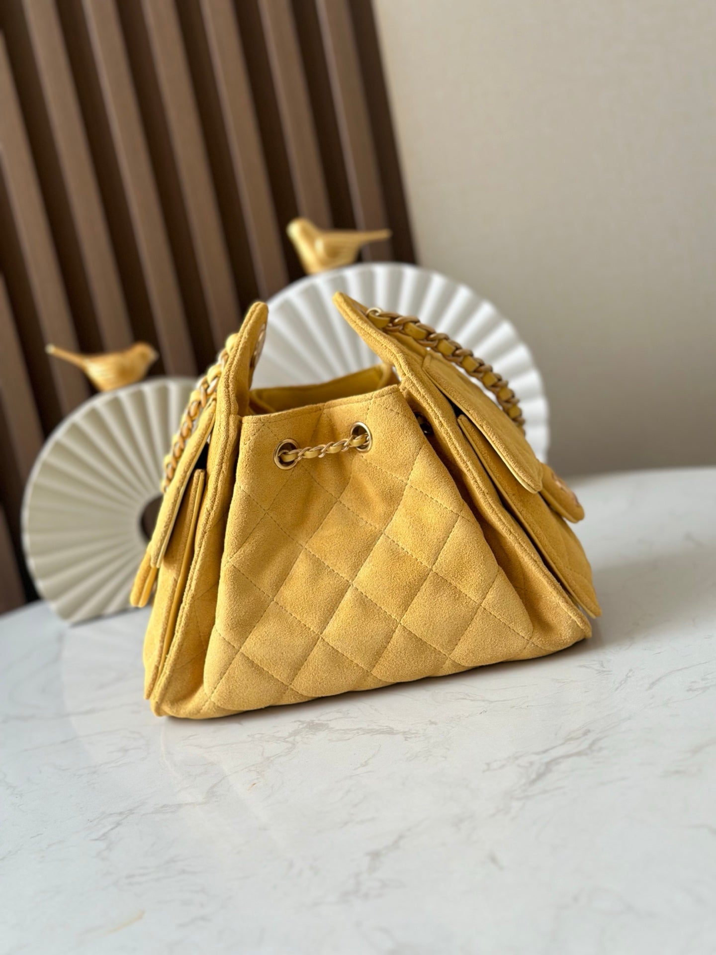 CHANEL 25S HOBO BAG 22 IN YELLOW SUEDE GOLD HARDWARE