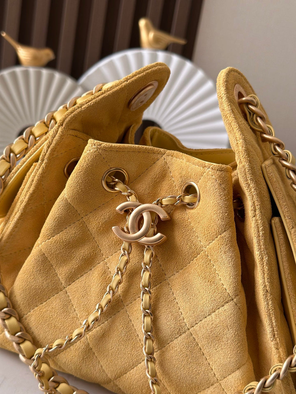 CHANEL 25S HOBO BAG 22 IN YELLOW SUEDE GOLD HARDWARE