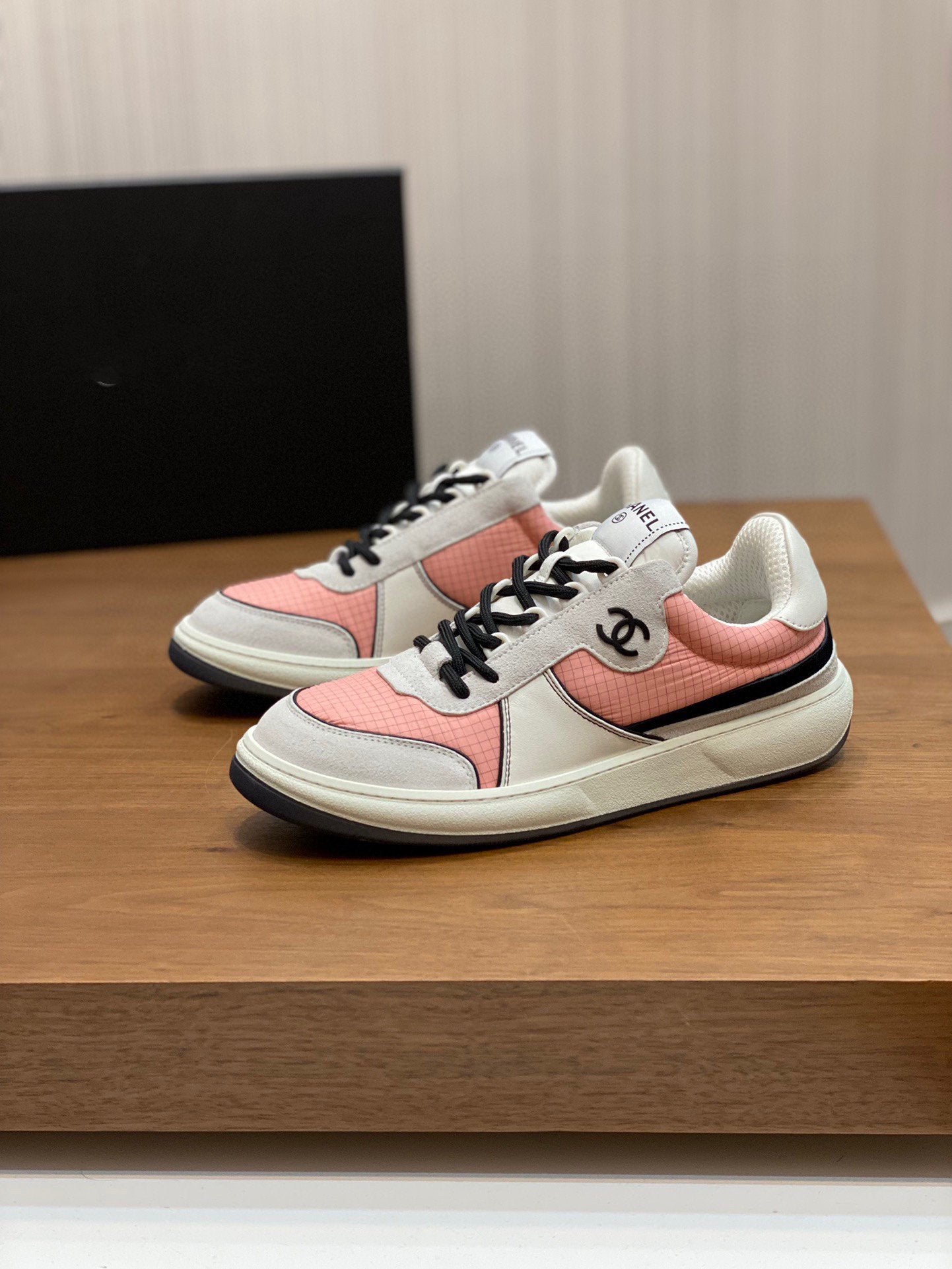 CC SNEAKERS SUEDE PINK CALFSKIN