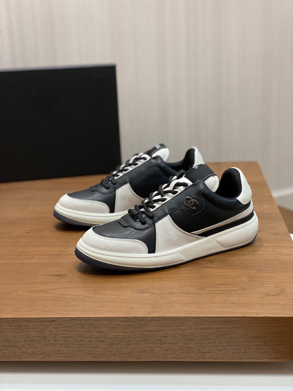 CC SNEAKERS SUEDE BLACK CALFSKIN