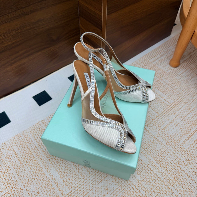 AQUAZZURA 26S HEELED SLINGBACK SANDALS 100 MM IN WHITE RAFFIA TEXTURE