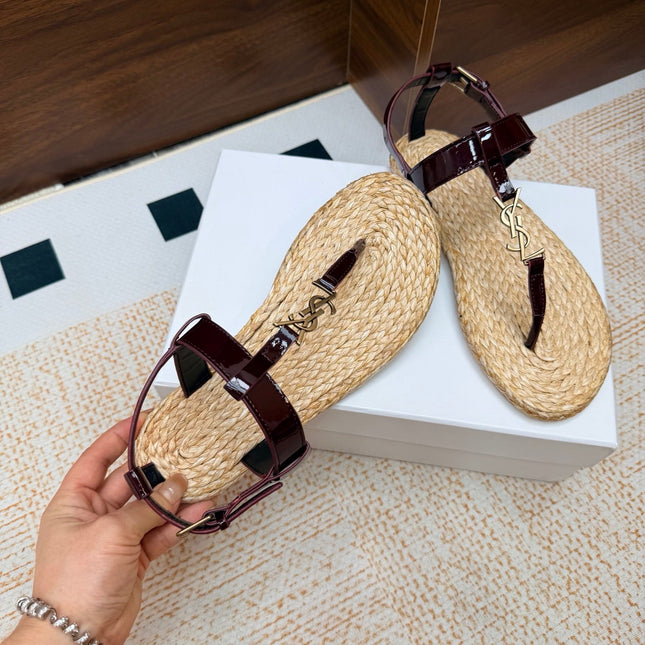 YSL 26S THONG SANDALS IN BEIGE RAFFIA AND DARK RED GLOSSY CALFSKIN