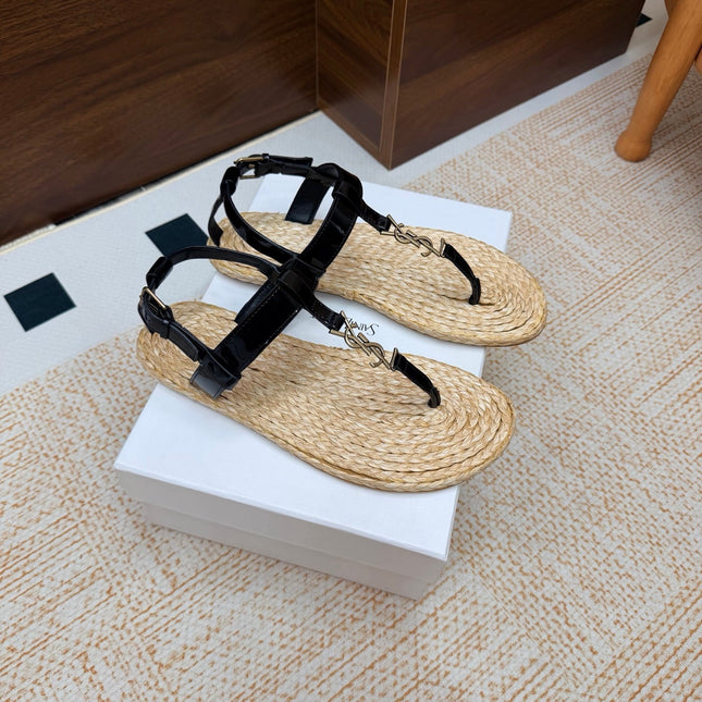 YSL 26S THONG SANDALS IN BEIGE RAFFIA AND BLACK GLOSSY CALFSKIN