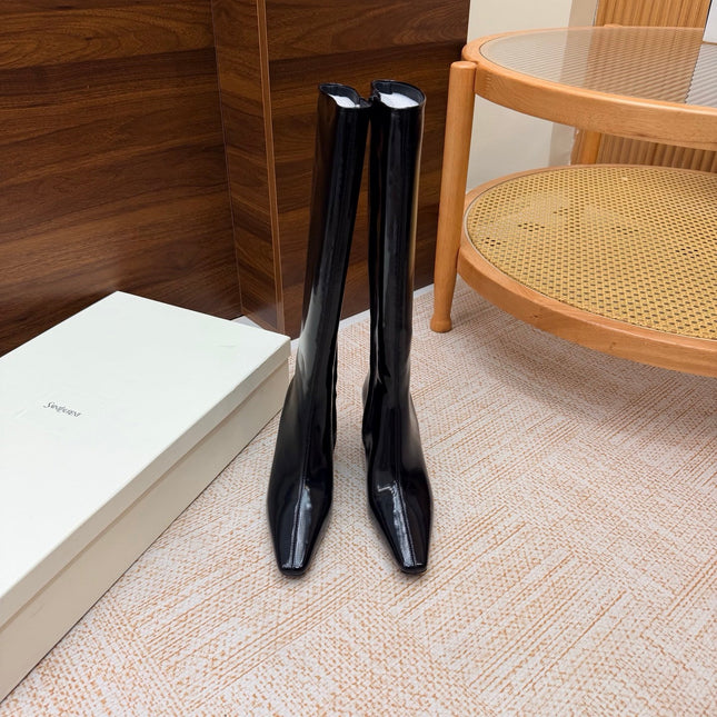 YSL 26S KNEE-HIGH BOOTS 70 MM IN BLACK GLOSSY CALFSKIN