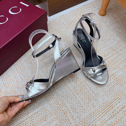 GUCCI 26S WEDGE SANDALS 80 MM IN SILVER CALFSKIN