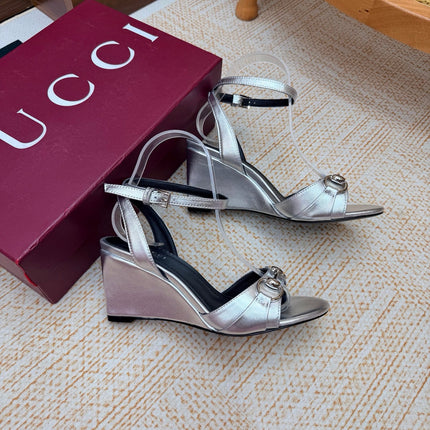 GUCCI 26S WEDGE SANDALS 80 MM IN SILVER CALFSKIN