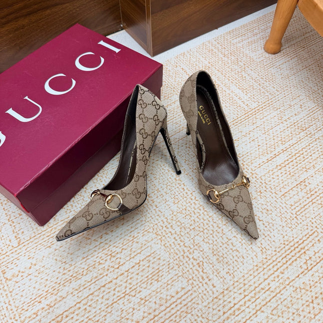 GUCCI 26S HORSEBIT PUMPS 105 MM IN BEIGE GG CANVAS