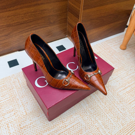 GUCCI 26S HORSEBIT PUMPS 105 MM IN BROWN CROCODILE EMBOSSED LEATHER