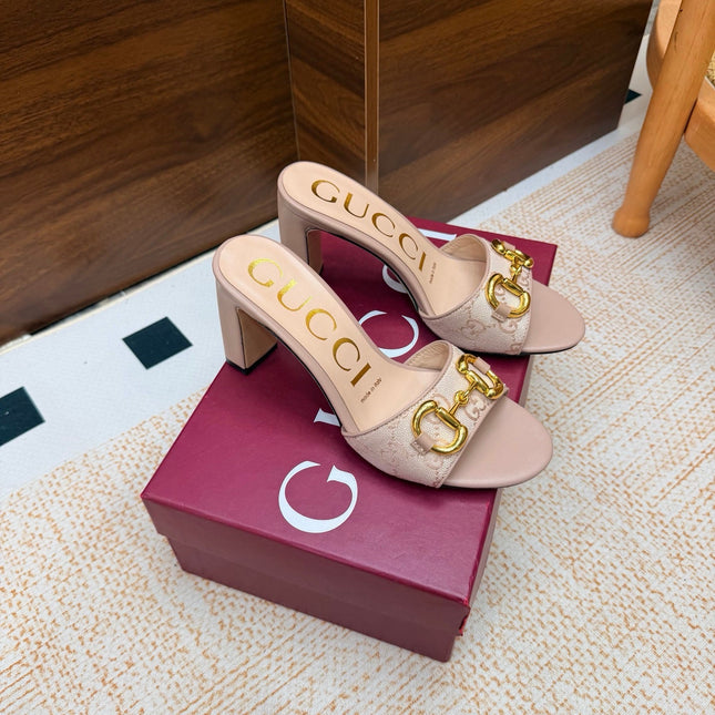 GUCCI 26S HORSEBIT HEEL SANDALS 85 MM IN BEIGE GG CANVAS