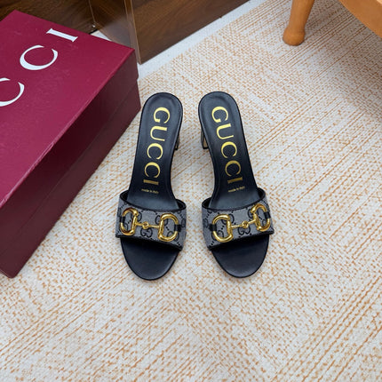 GUCCI 26S HORSEBIT HEEL SANDALS 85 MM IN BLACK MIX GREY GG CANVAS