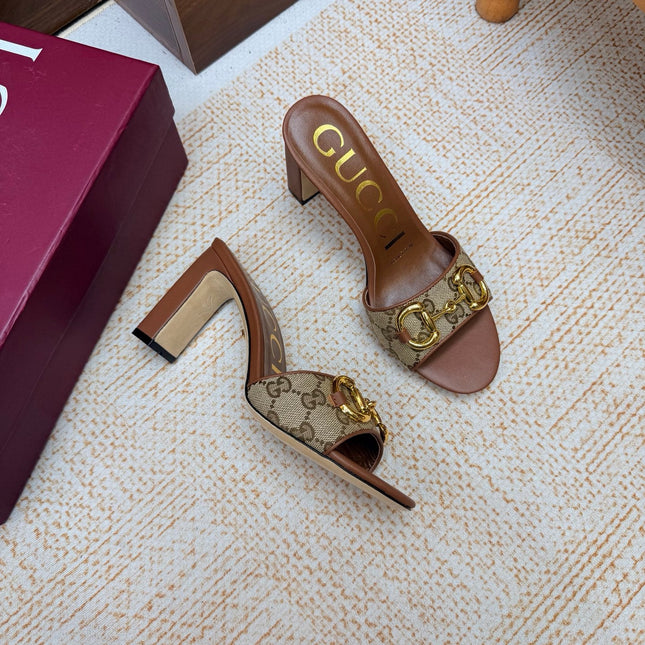 GUCCI 26S HORSEBIT HEEL SANDALS 85 MM IN BROWN MIX BEIGE GG CANVAS