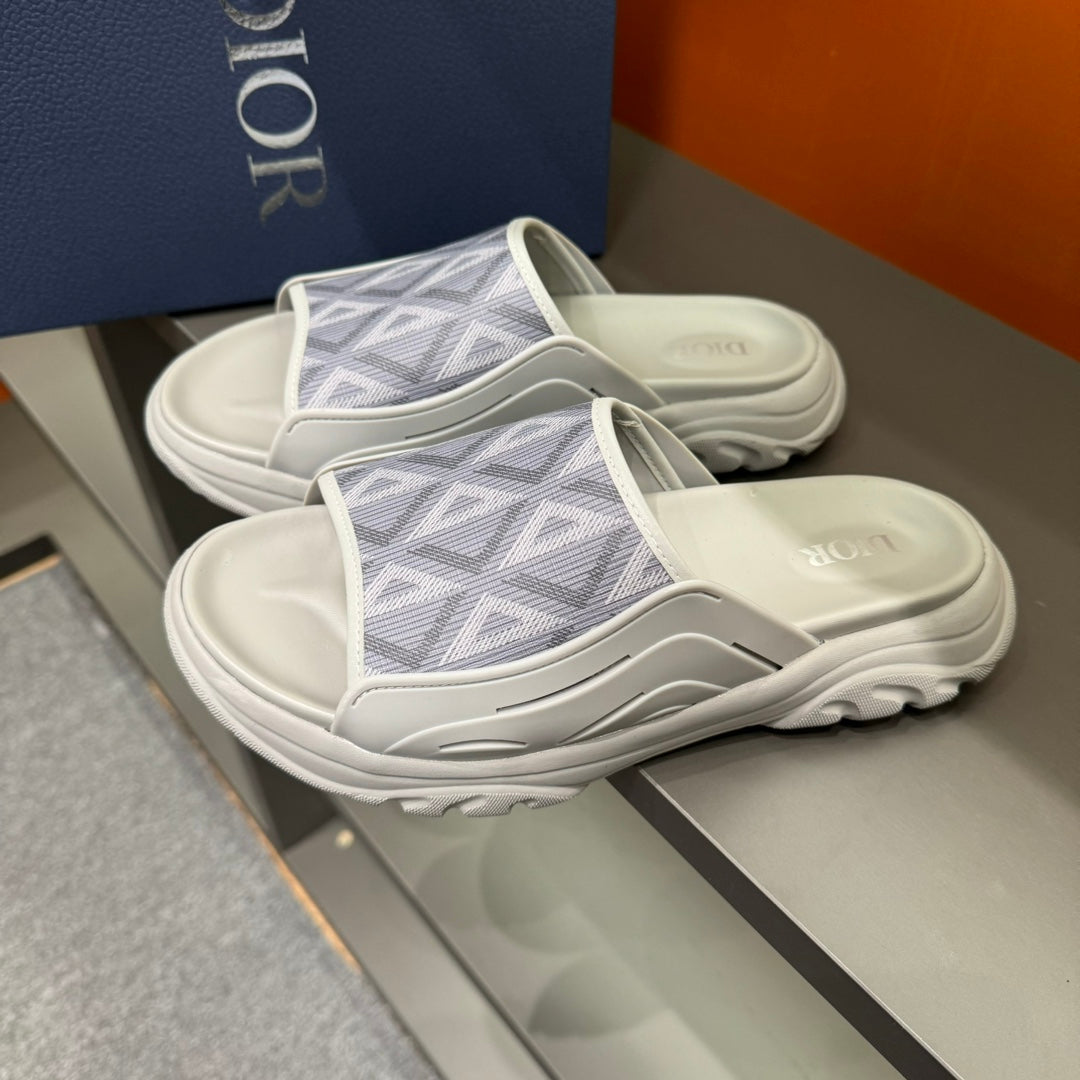 CD H-TOWN SANDAL LIGHT GRAY AND WHITE CALFSKIN