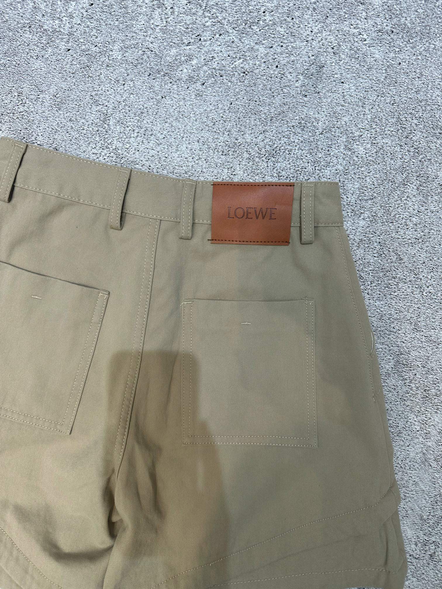 LOEWE 26S SHORTS 589