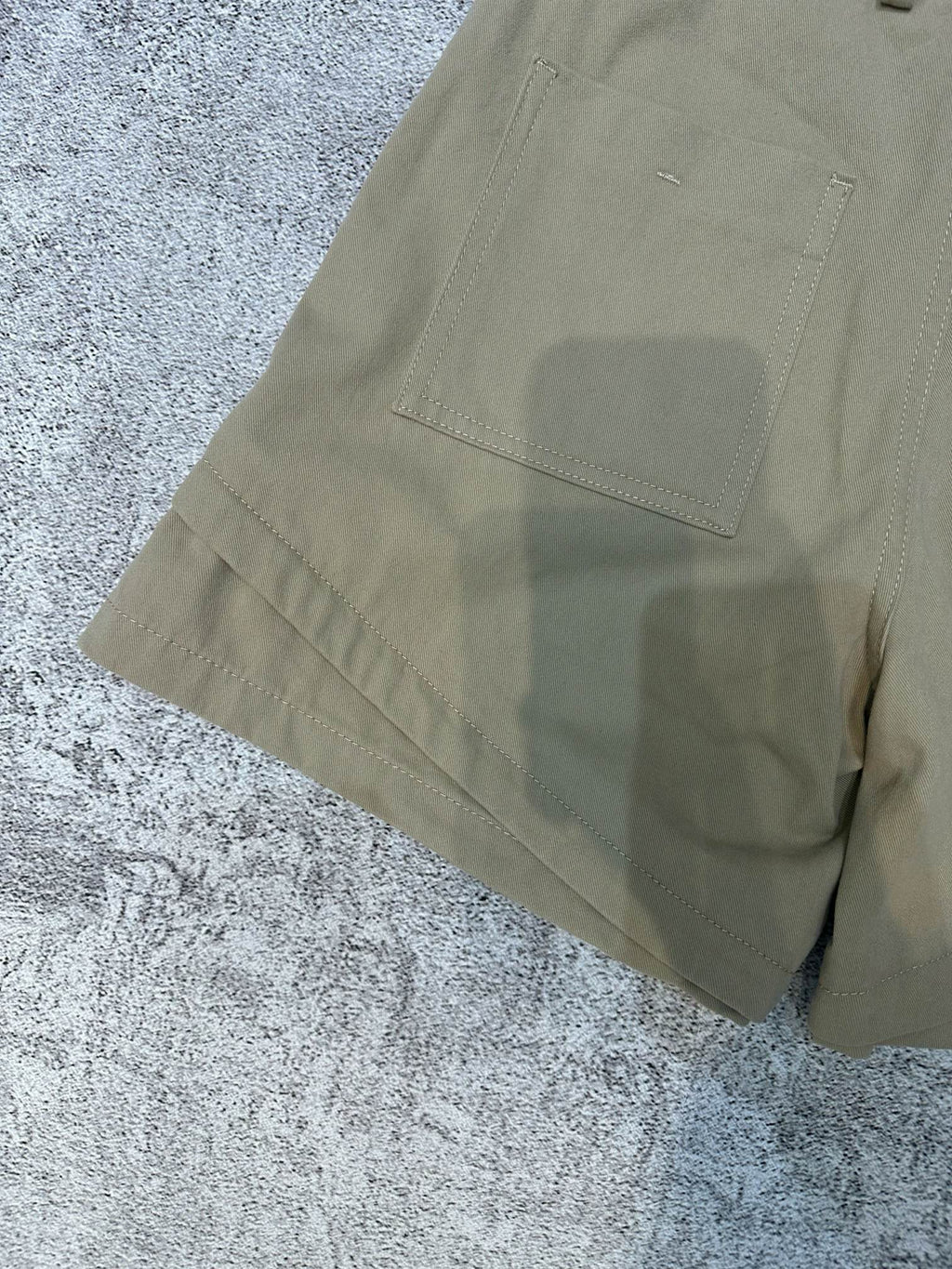 LOEWE 26S SHORTS 589