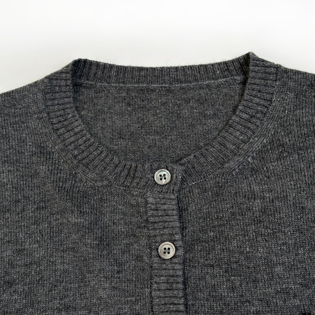MIUMIU 26S HENLEY SWEATER 930