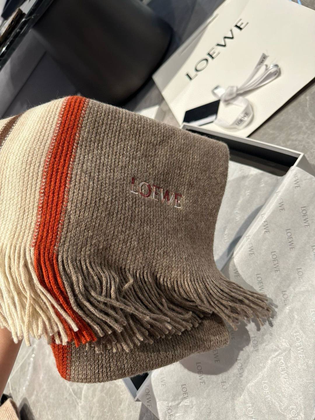 LOEWE 26S SCARF 180 IN CASHMERE 492900
