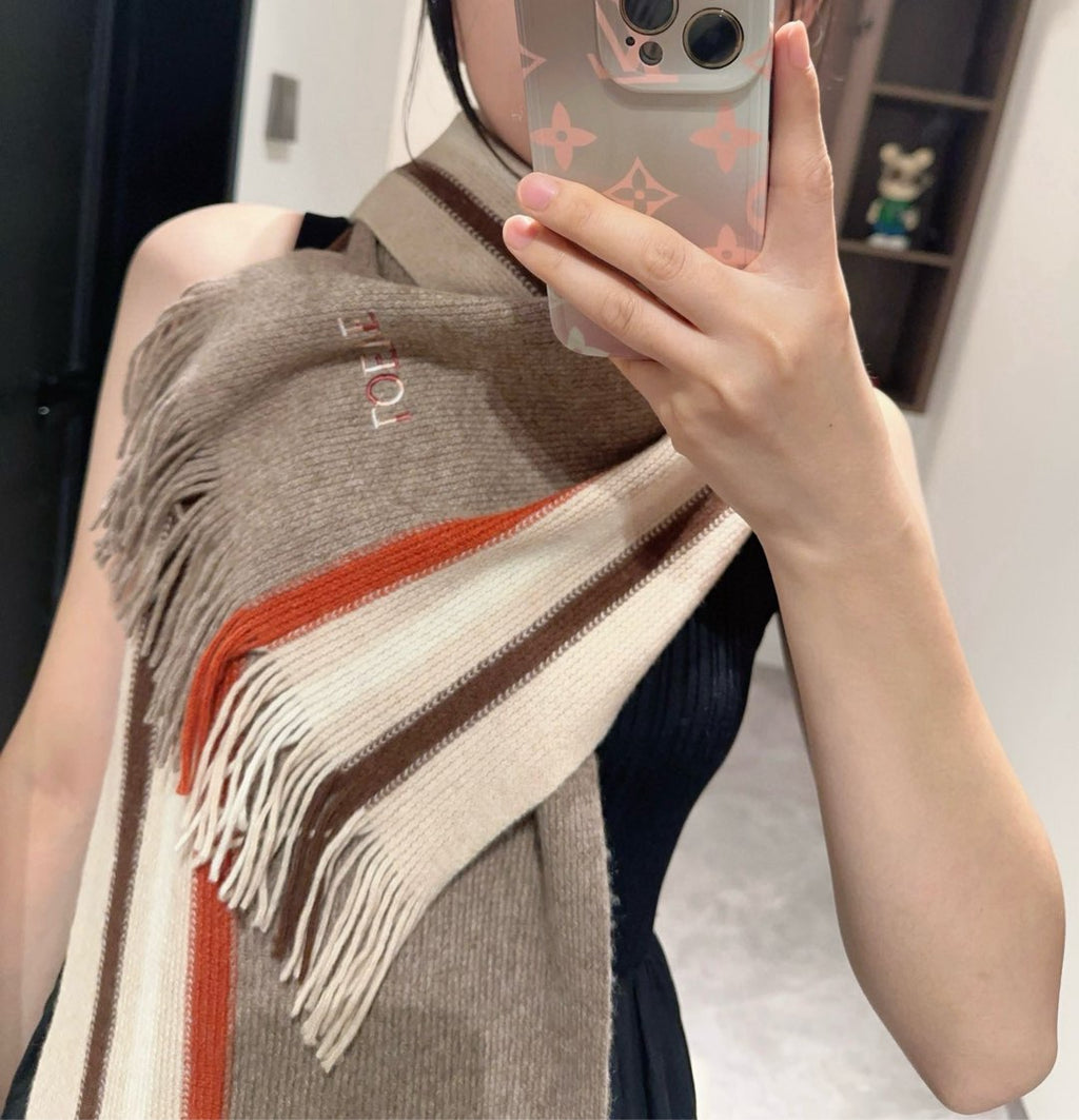 LOEWE 26S SCARF 180 IN CASHMERE 492900