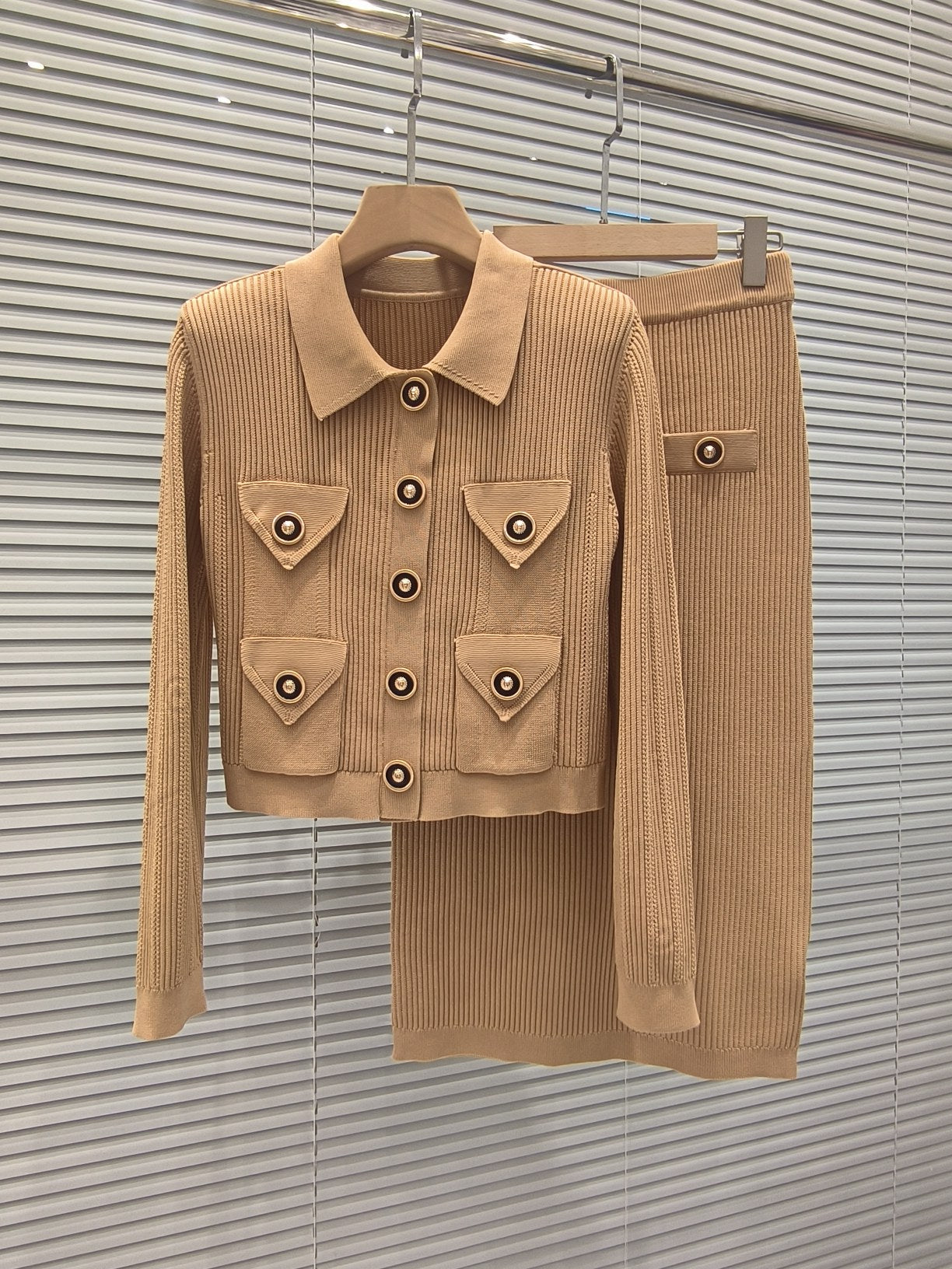 BALMAIN TOP AND SKIRT SET 25006/25007 STYLE 2