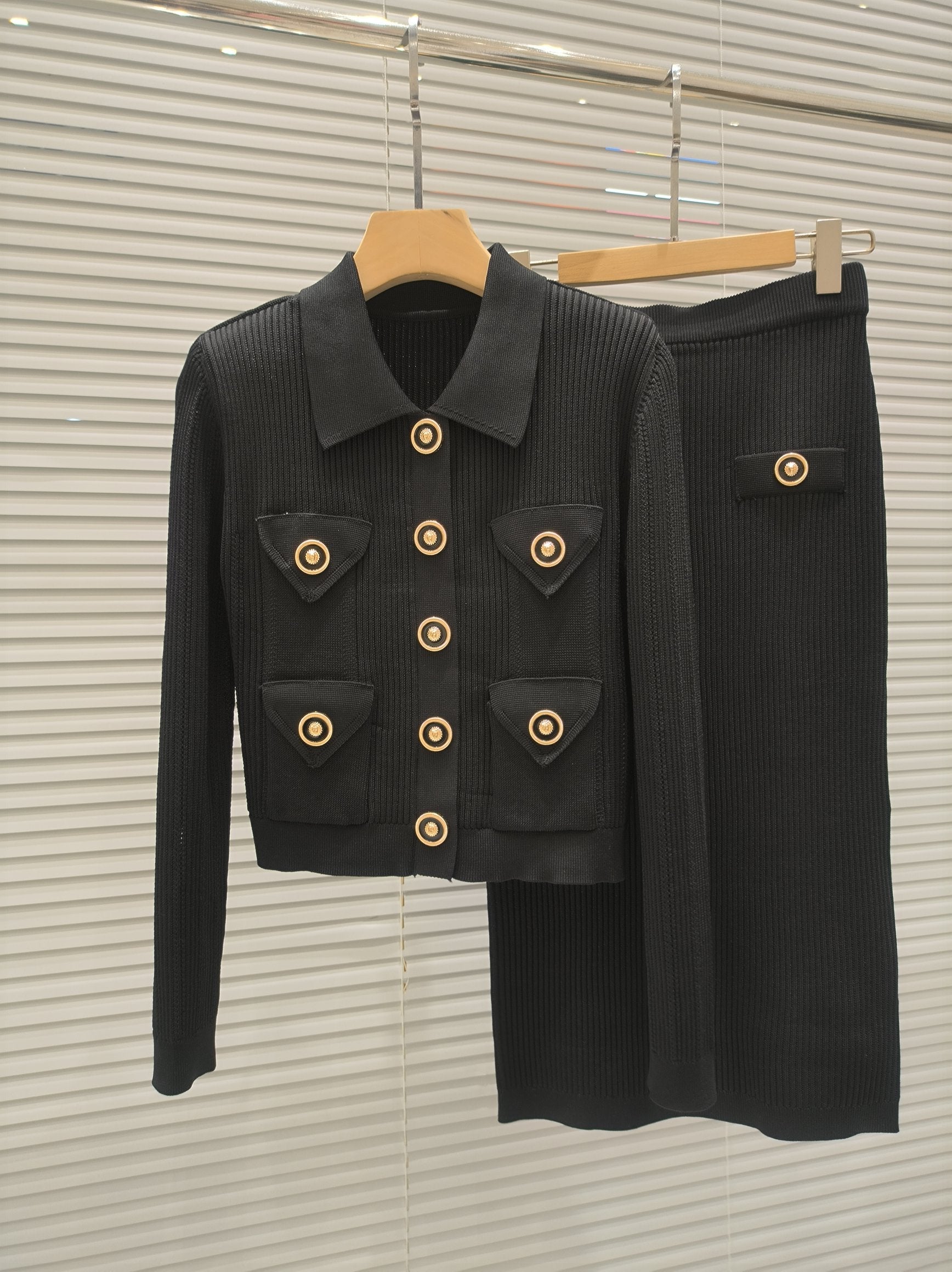 BALMAIN TOP AND SKIRT SET 25006/25007 STYLE 3