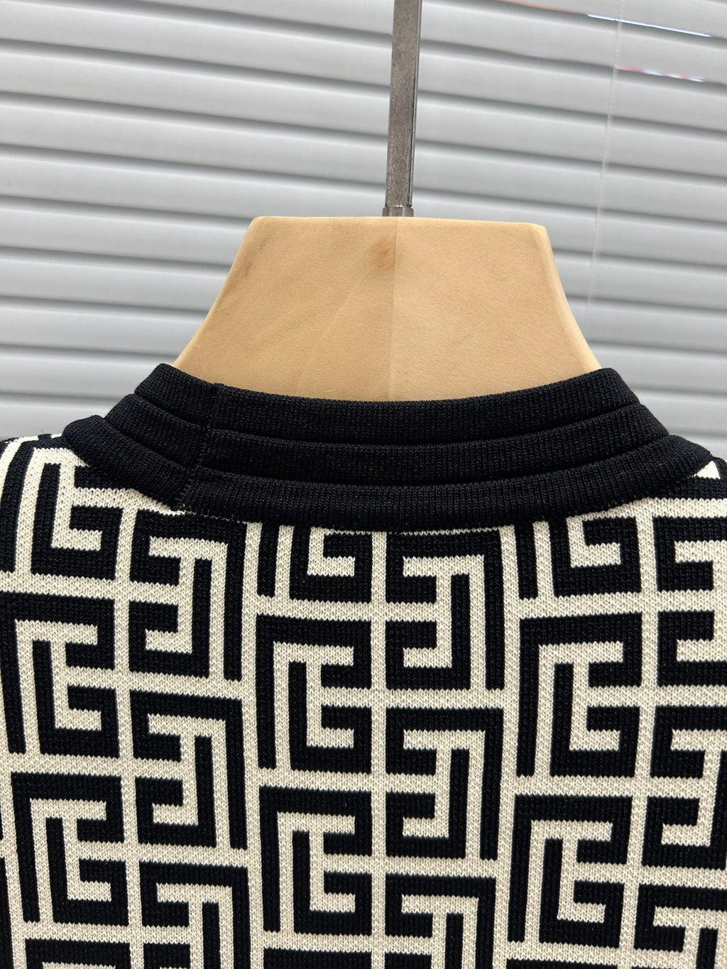 BALMAIN CARDIGAN 25193