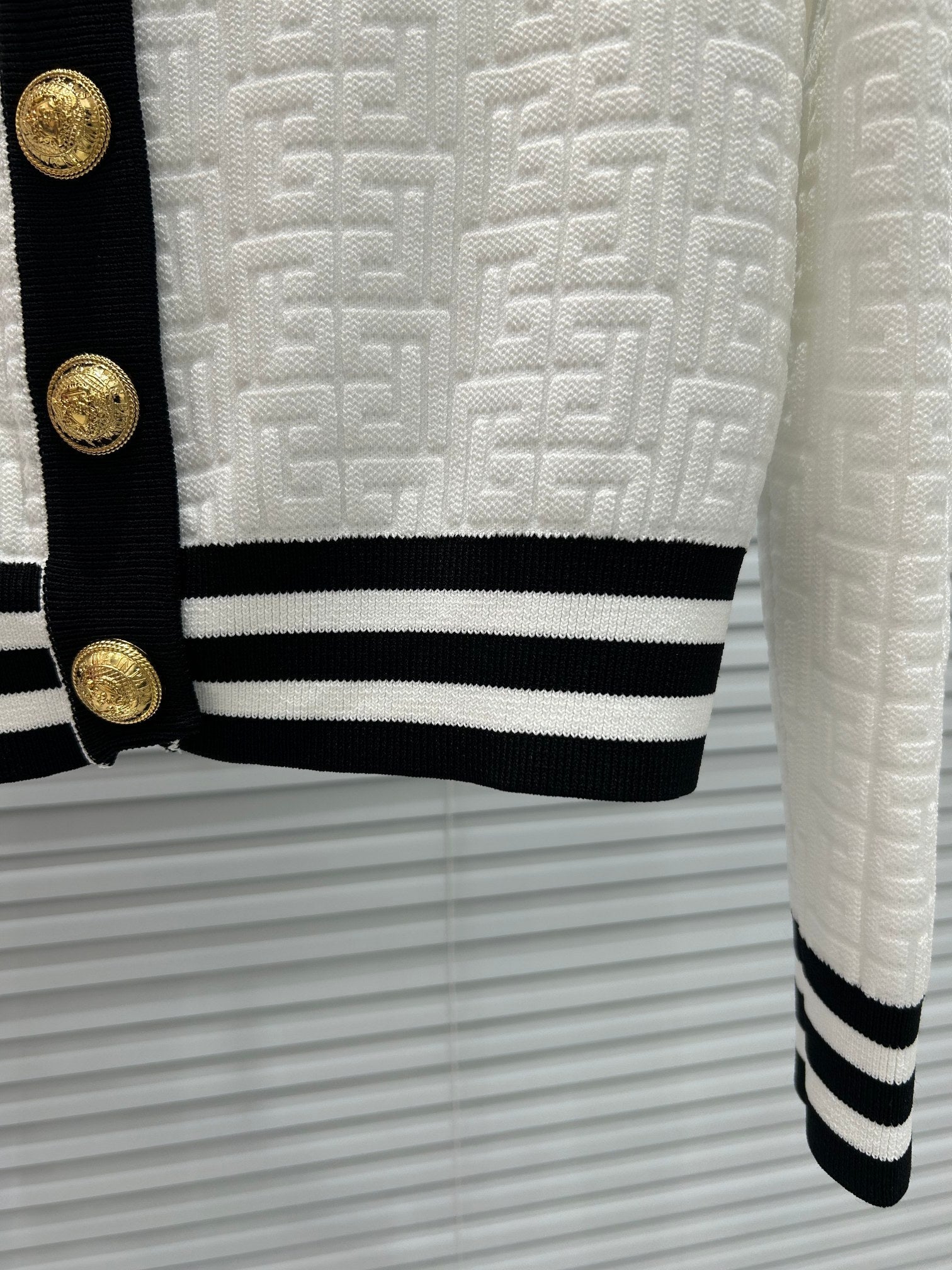 BALMAIN CARDIGAN 25198