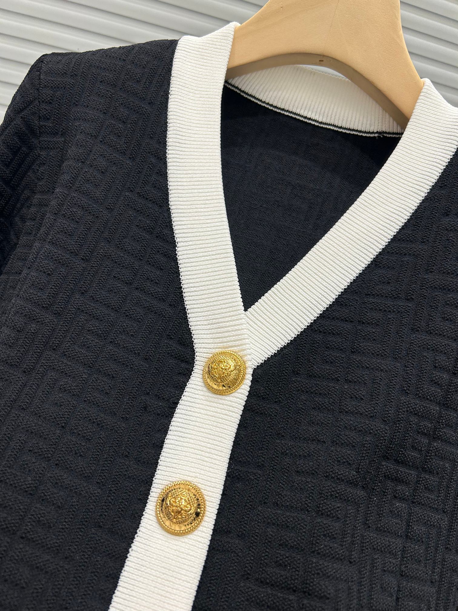 BALMAIN CARDIGAN 25198