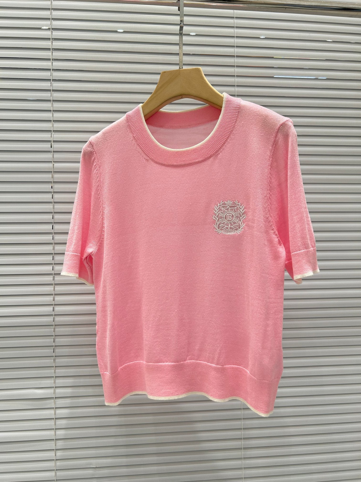 BALMAIN SHORT-SLEEVE KNIT TOP 25203
