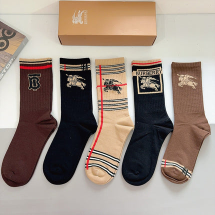 BURBERRY 26S CREW SOCKS 893641 (1 BOX)