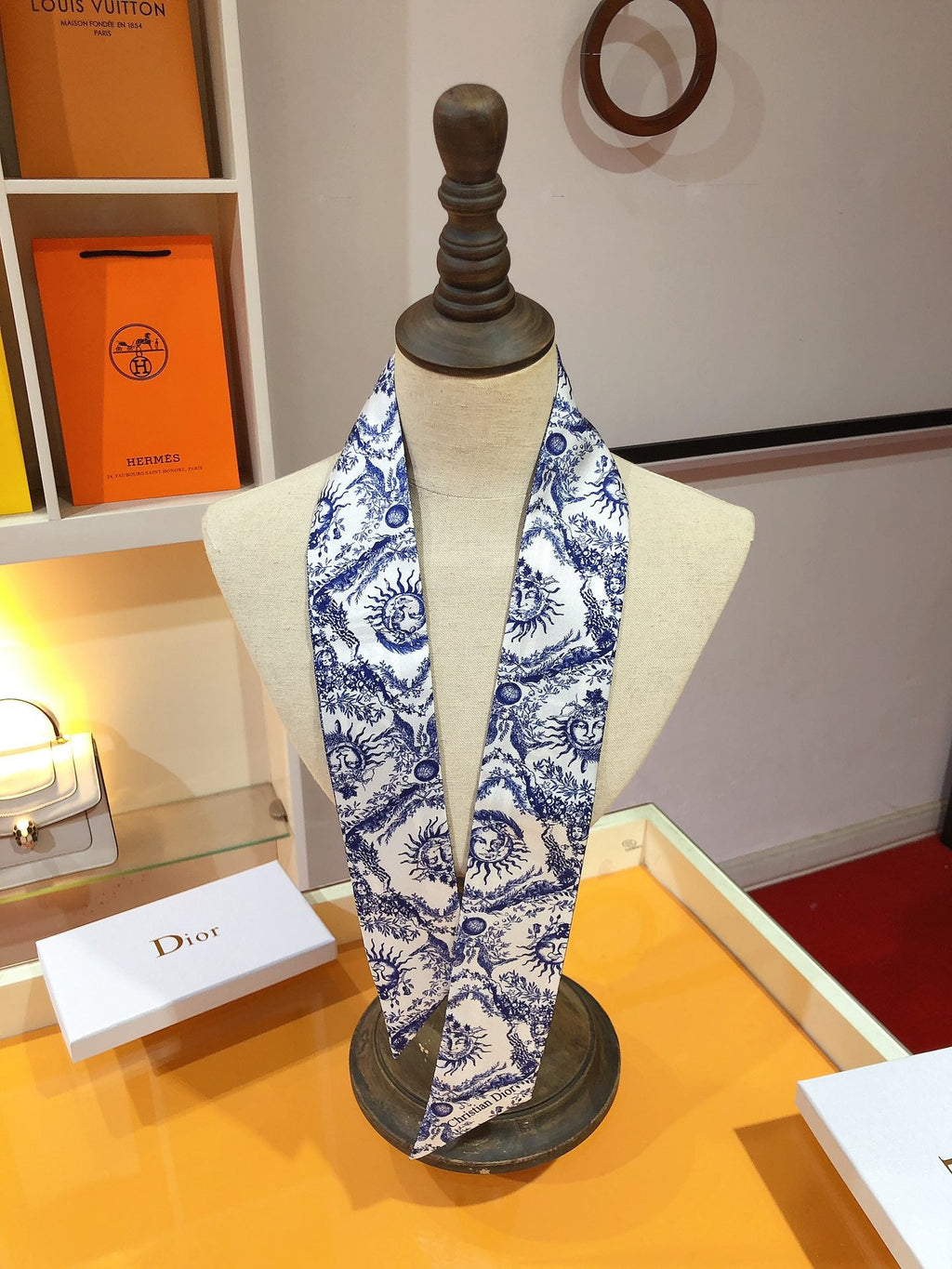 DIOR 26S SCARF 105CM IN SILK 314836