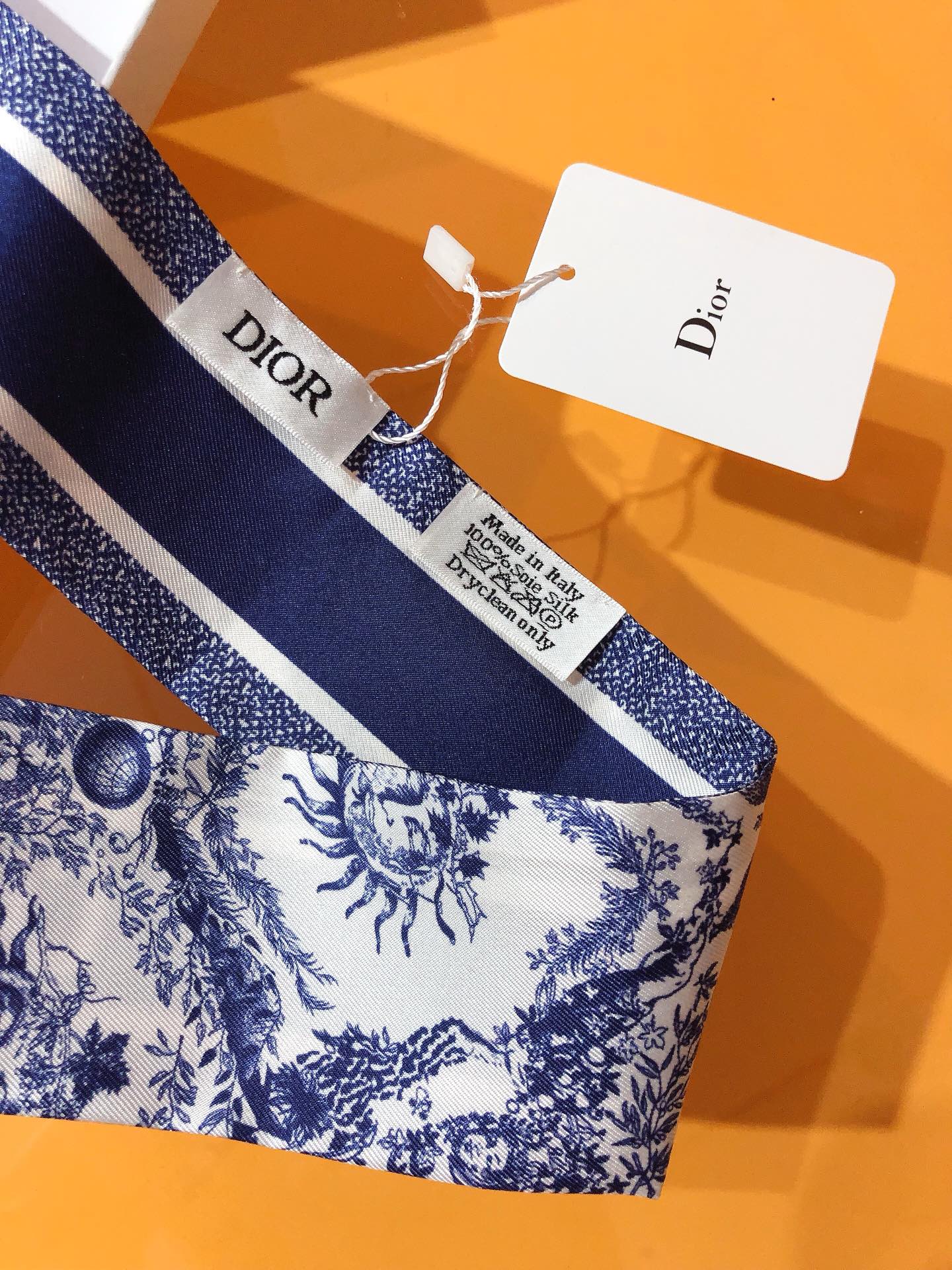DIOR 26S SCARF 105CM IN SILK 314836