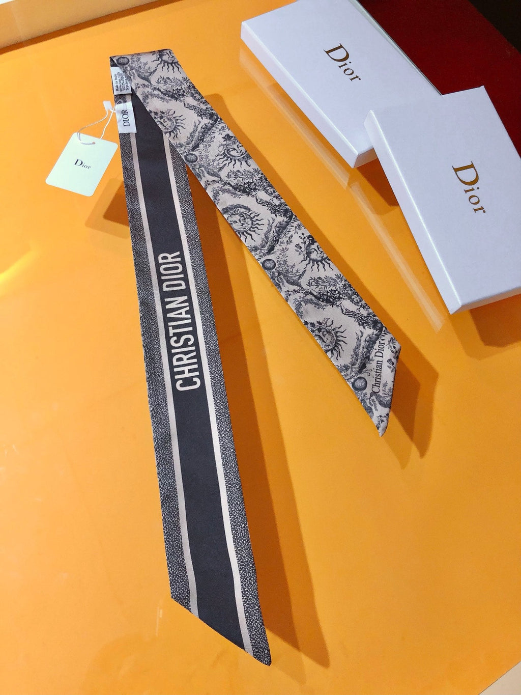 DIOR 26S SCARF 105CM IN SILK 314837