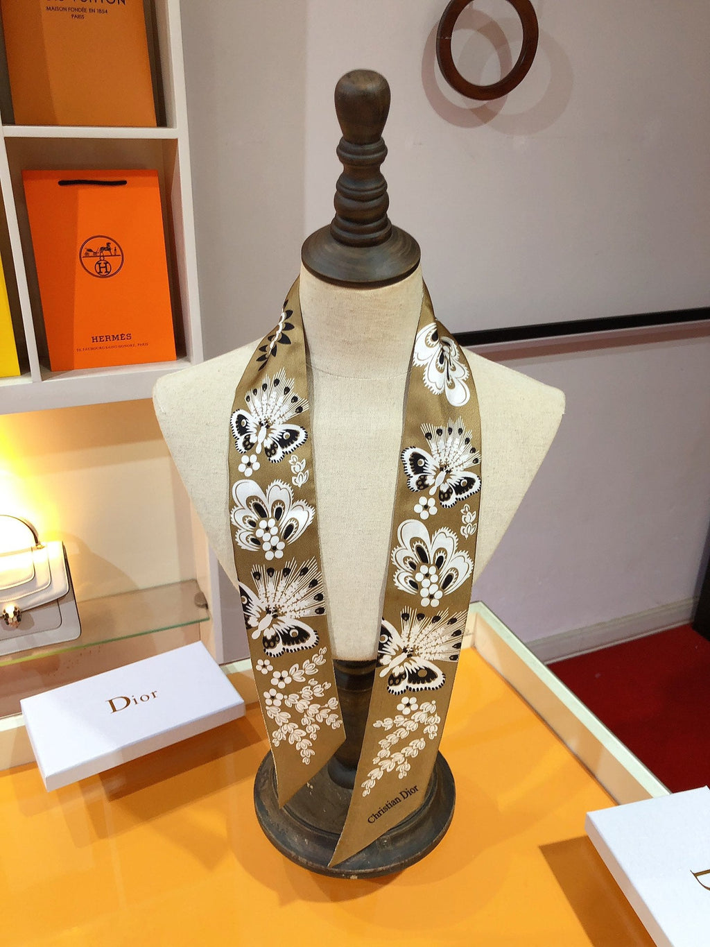 DIOR 26S SCARF 105CM IN SILK 314838